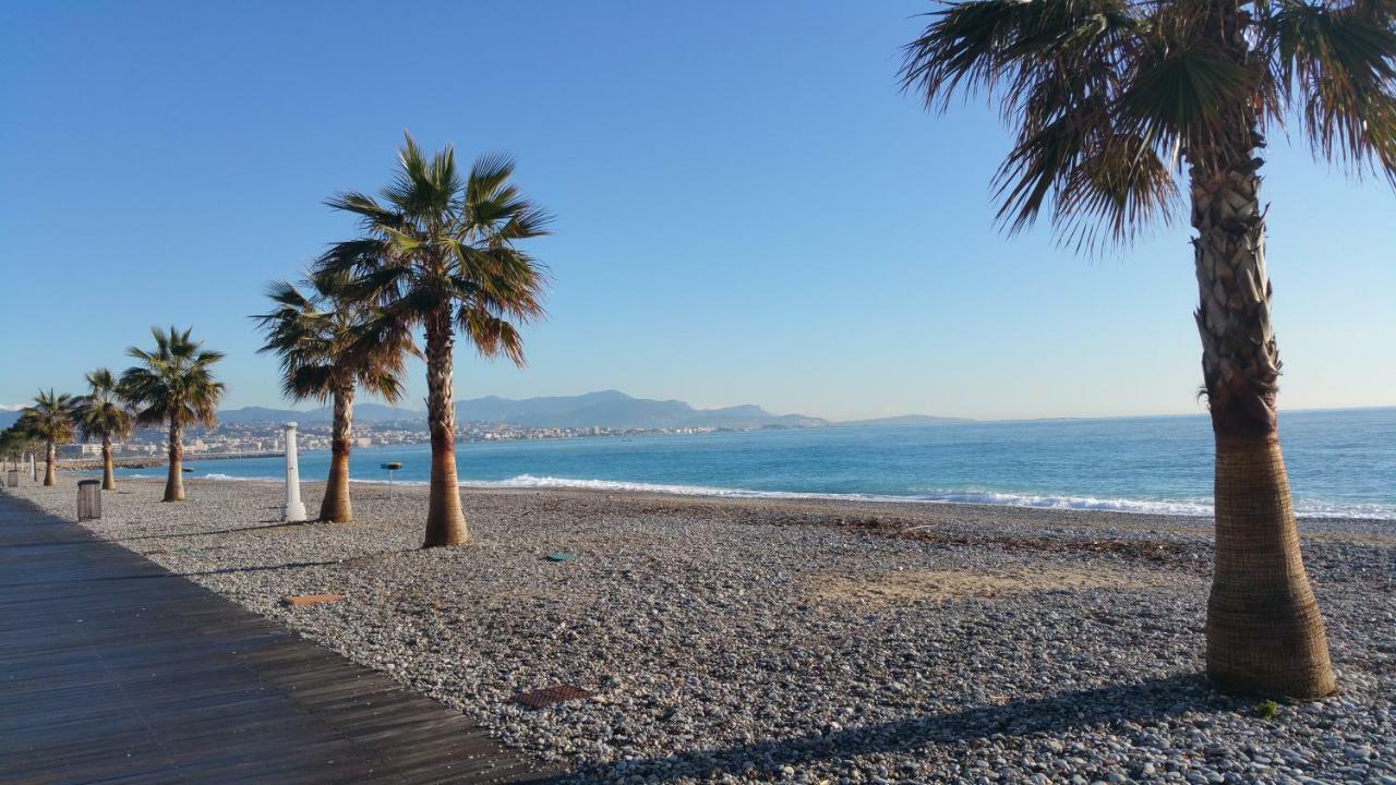 Residence Cap Azur Appartement 228 卢贝新城 外观 照片